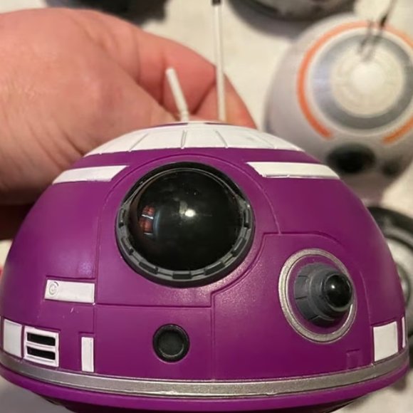 Disney Star Wars Galaxy's Edge Droid Depot Build Your Own Droid - BB Unit - Picture 11 of 16